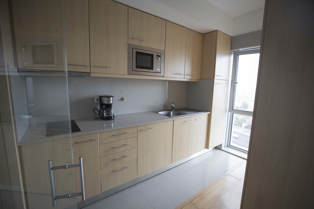 Liiiving In Porto | Antas Corporate Studios Экстерьер фото